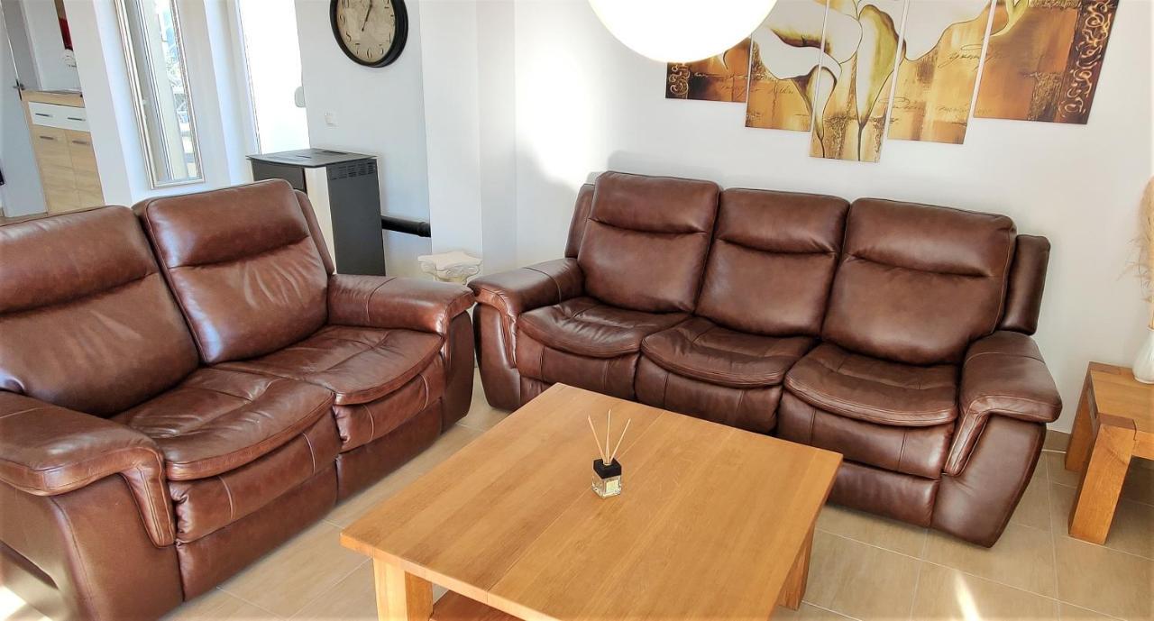פריבלאקה Apartments Le Mare - Pool, Sandstrand, Meerblick, W-Lan, Grill מראה חיצוני תמונה