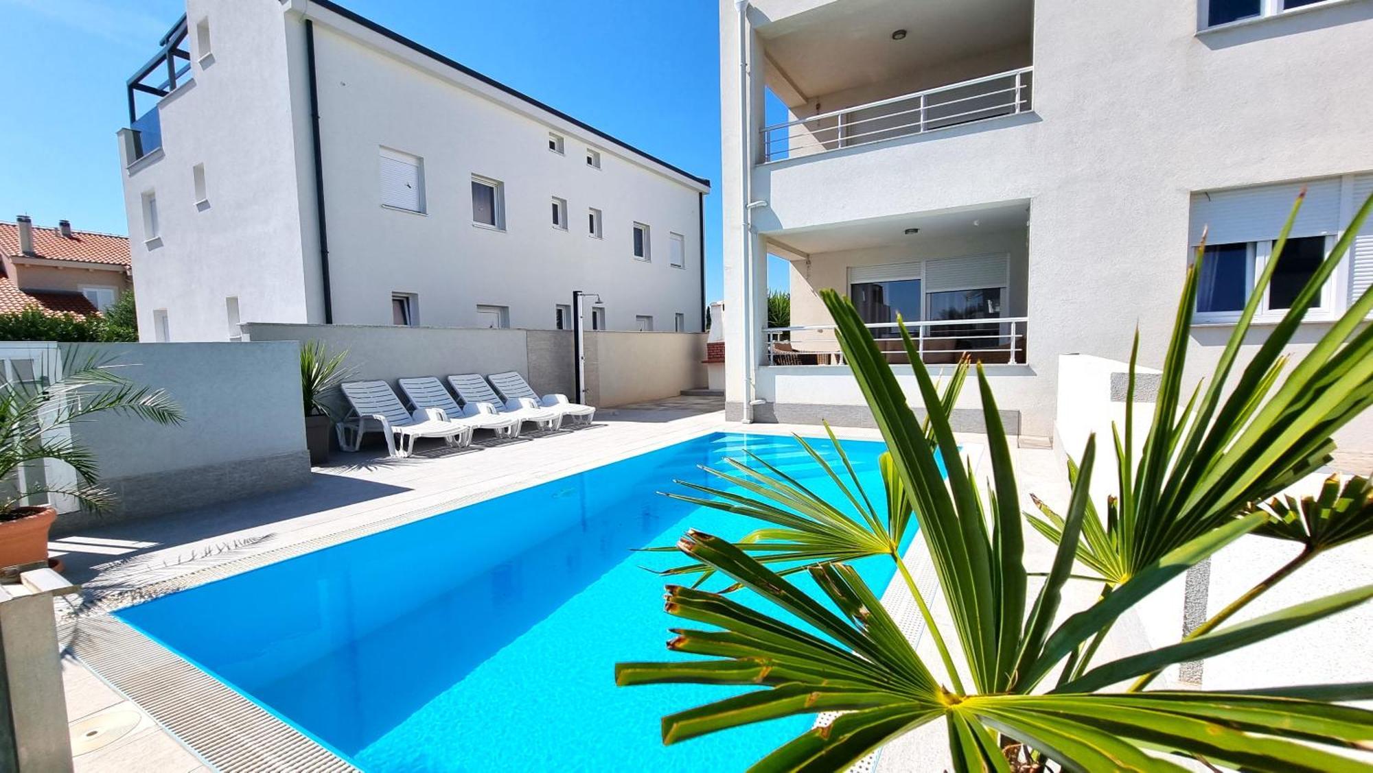 פריבלאקה Apartments Le Mare - Pool, Sandstrand, Meerblick, W-Lan, Grill מראה חיצוני תמונה