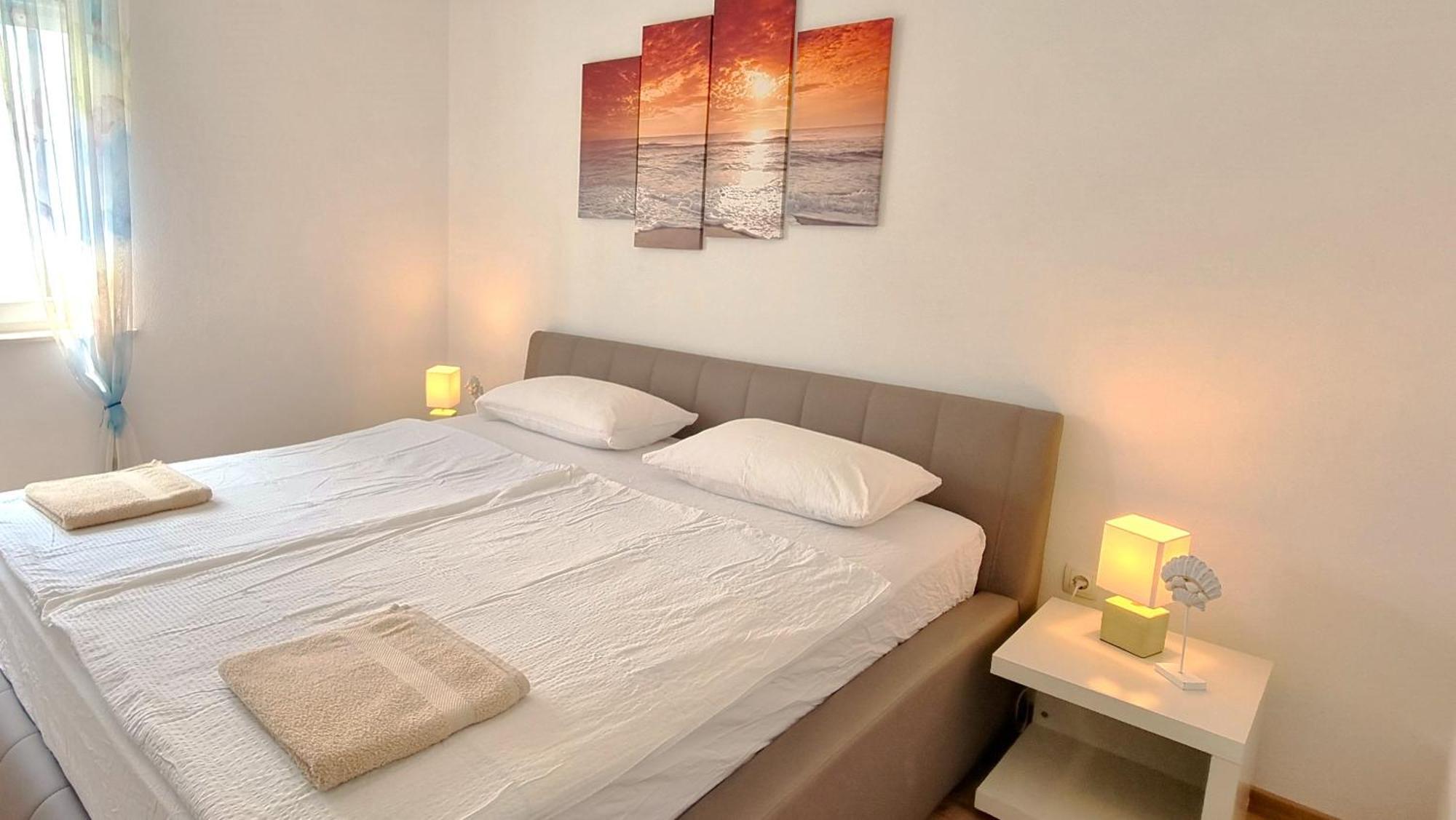 פריבלאקה Apartments Le Mare - Pool, Sandstrand, Meerblick, W-Lan, Grill מראה חיצוני תמונה